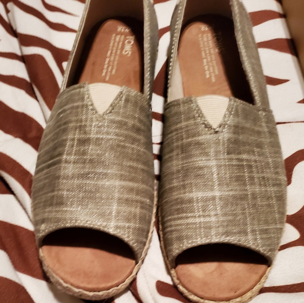 TOMS Open Toe Linen Shoe Sz W12